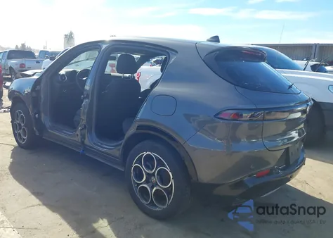 2024 Alfa Romeo Tonale Ti Eawd from USA, damaged, VIN ZASPATCW8R3055311